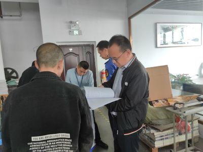 龍港市開展印刷業安全生產聯合巡查行動，聚焦包裝裝潢印刷品印刷環節